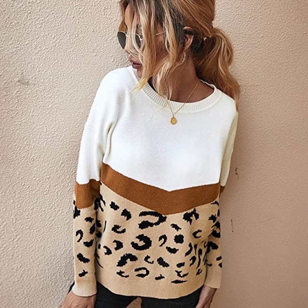 Zoo Keeper Color Block Animal Print Sweater - Picture 2 of 3